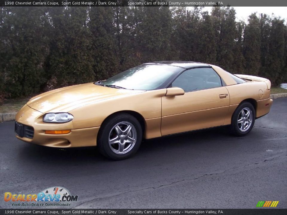1998 Chevrolet Camaro Coupe Sport Gold Metallic / Dark Grey Photo #2