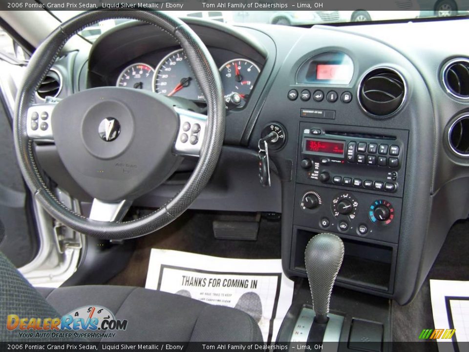 2006 Pontiac Grand Prix Sedan Liquid Silver Metallic / Ebony Photo #14