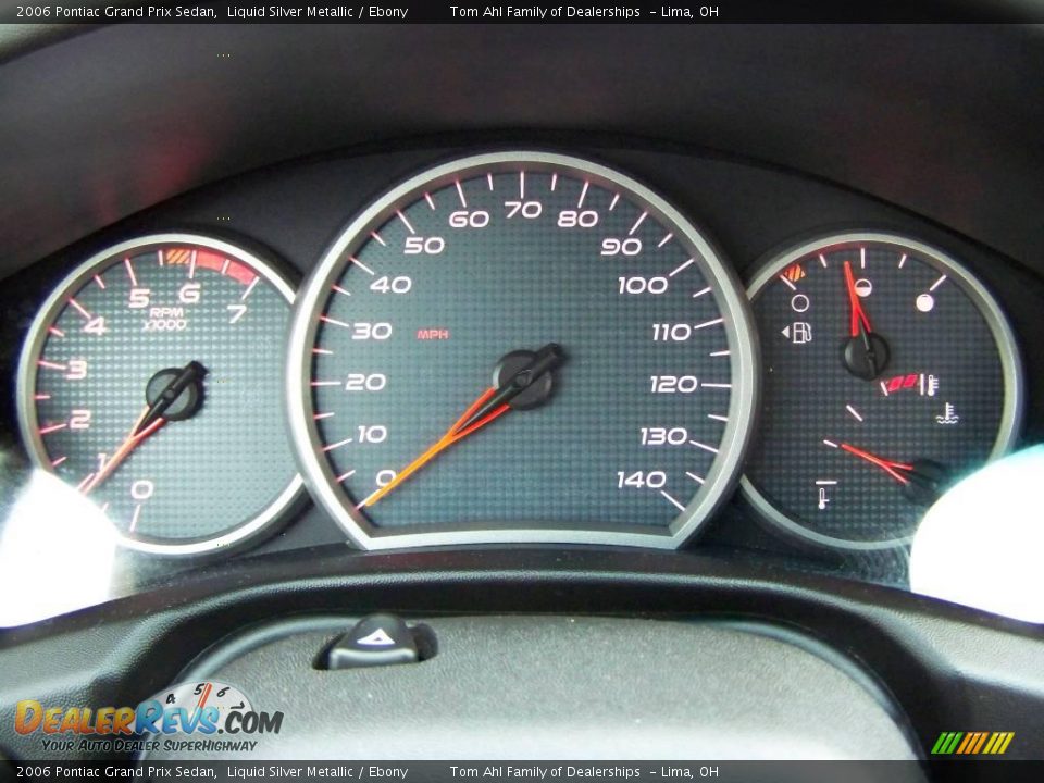 2006 Pontiac Grand Prix Sedan Liquid Silver Metallic / Ebony Photo #17