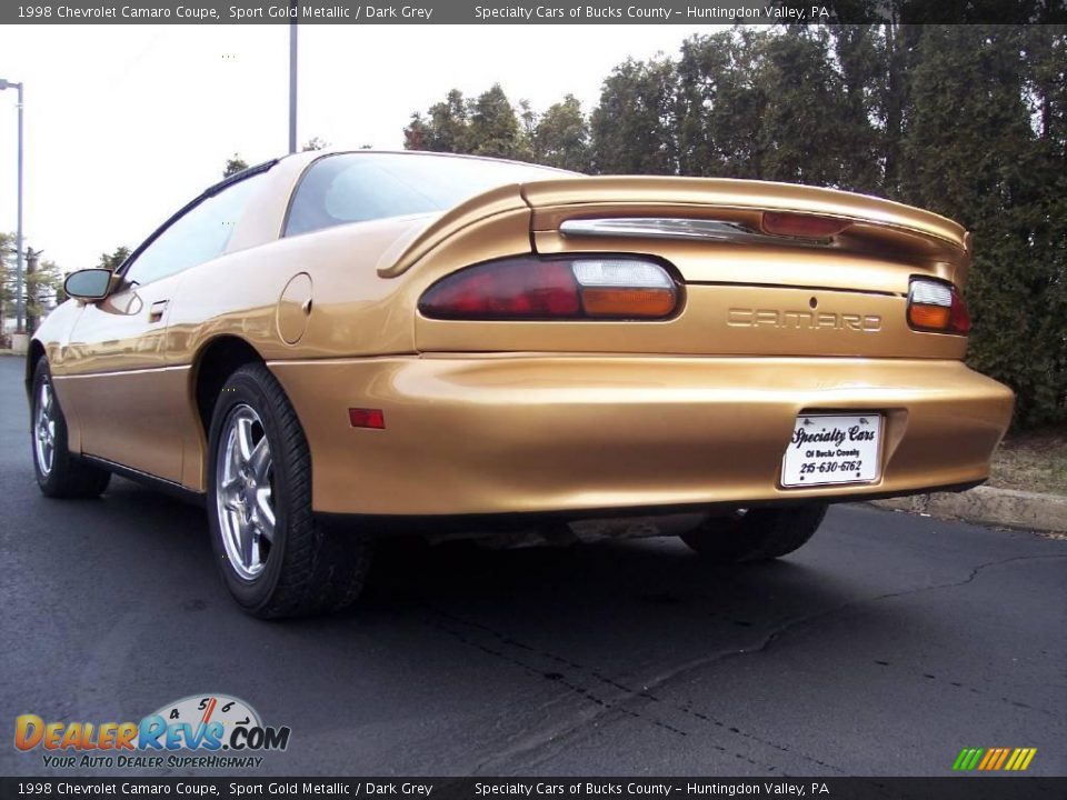 1998 Chevrolet Camaro Coupe Sport Gold Metallic / Dark Grey Photo #11