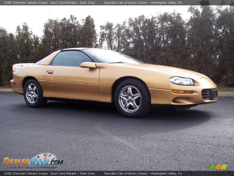1998 Chevrolet Camaro Coupe Sport Gold Metallic / Dark Grey Photo #20