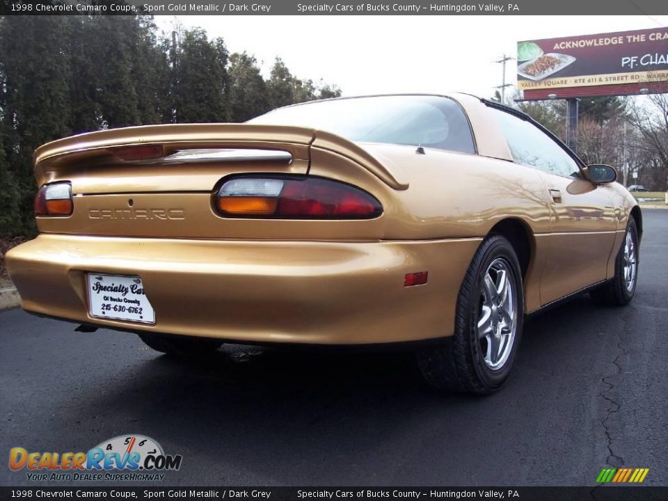 1998 Chevrolet Camaro Coupe Sport Gold Metallic / Dark Grey Photo #25