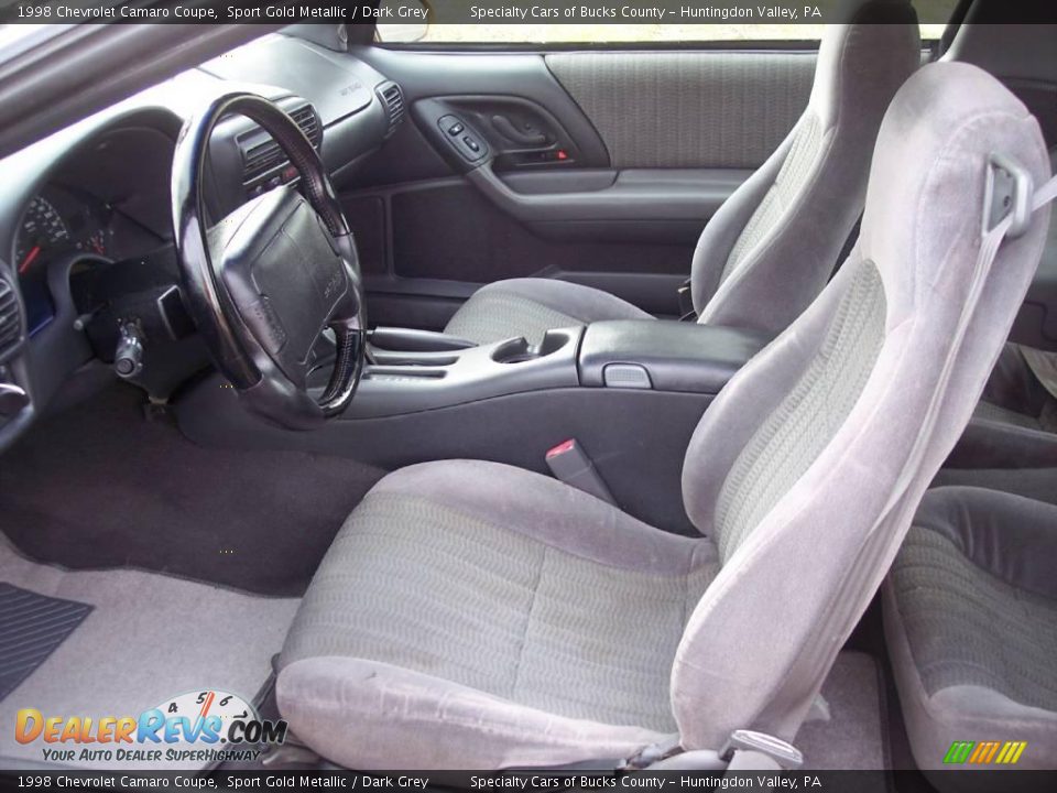 1998 Chevrolet Camaro Coupe Sport Gold Metallic / Dark Grey Photo #33