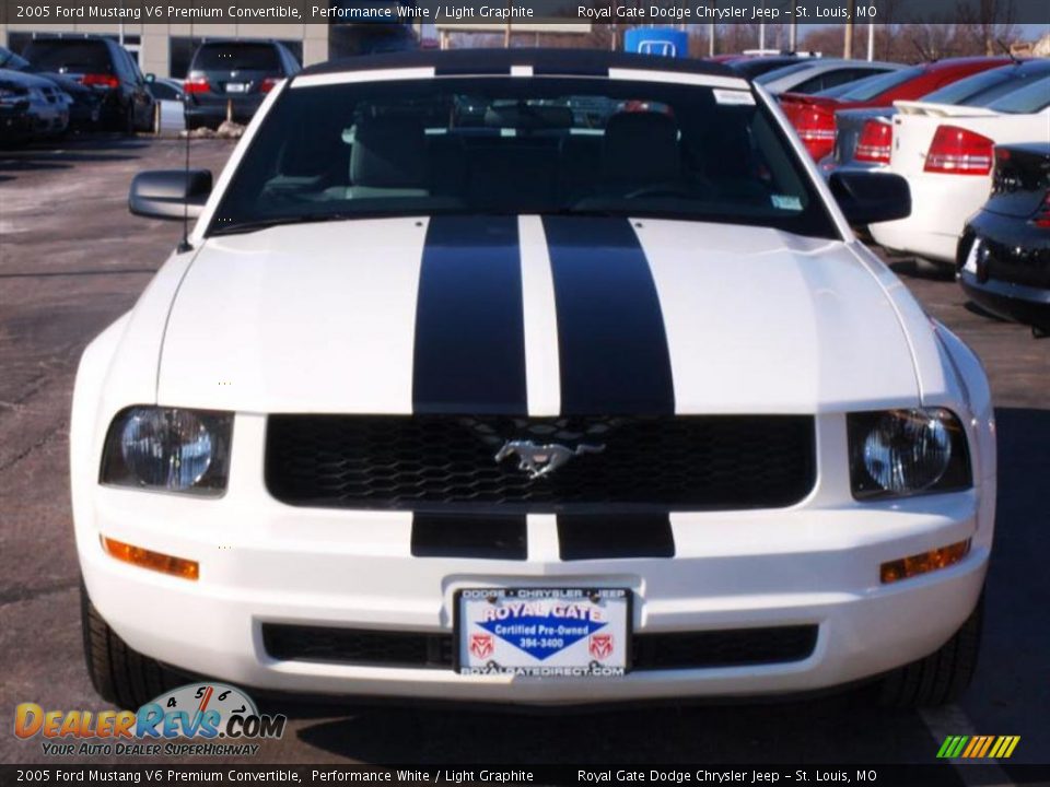 2005 Ford Mustang V6 Premium Convertible Performance White / Light Graphite Photo #8