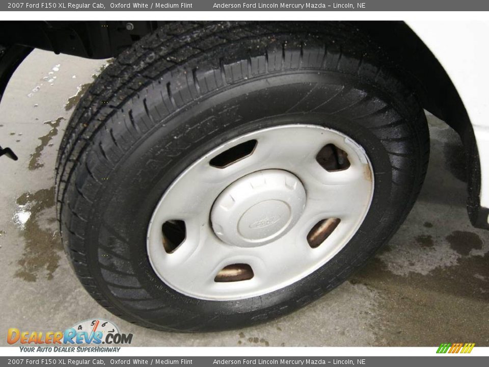 2007 Ford F150 XL Regular Cab Oxford White / Medium Flint Photo #6
