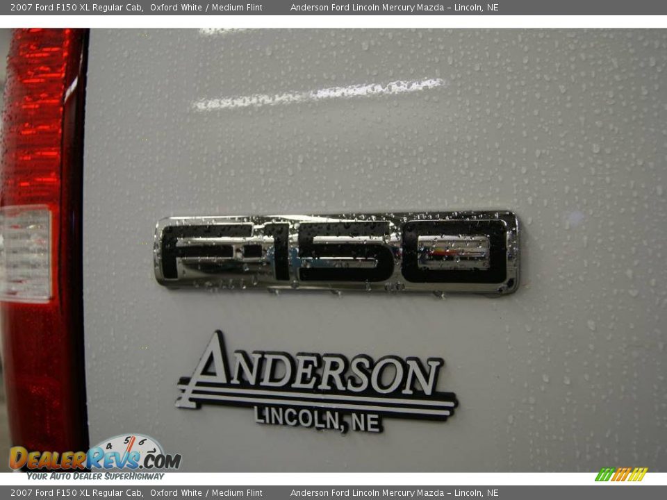 2007 Ford F150 XL Regular Cab Oxford White / Medium Flint Photo #10