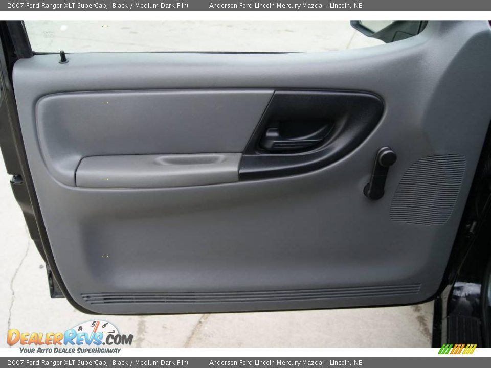 2007 Ford Ranger XLT SuperCab Black / Medium Dark Flint Photo #12