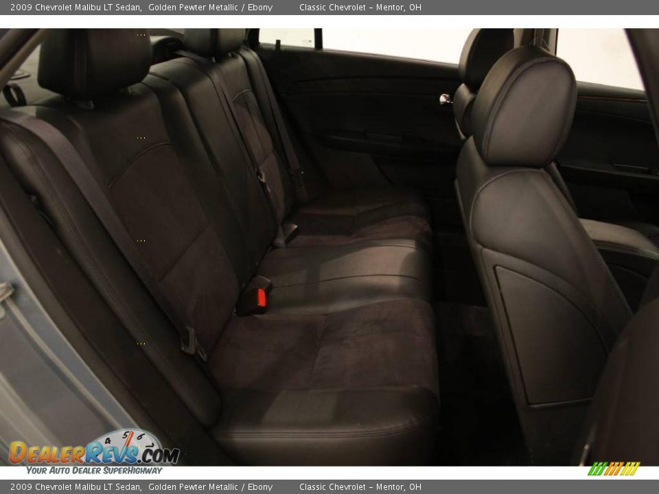 2009 Chevrolet Malibu LT Sedan Golden Pewter Metallic / Ebony Photo #17