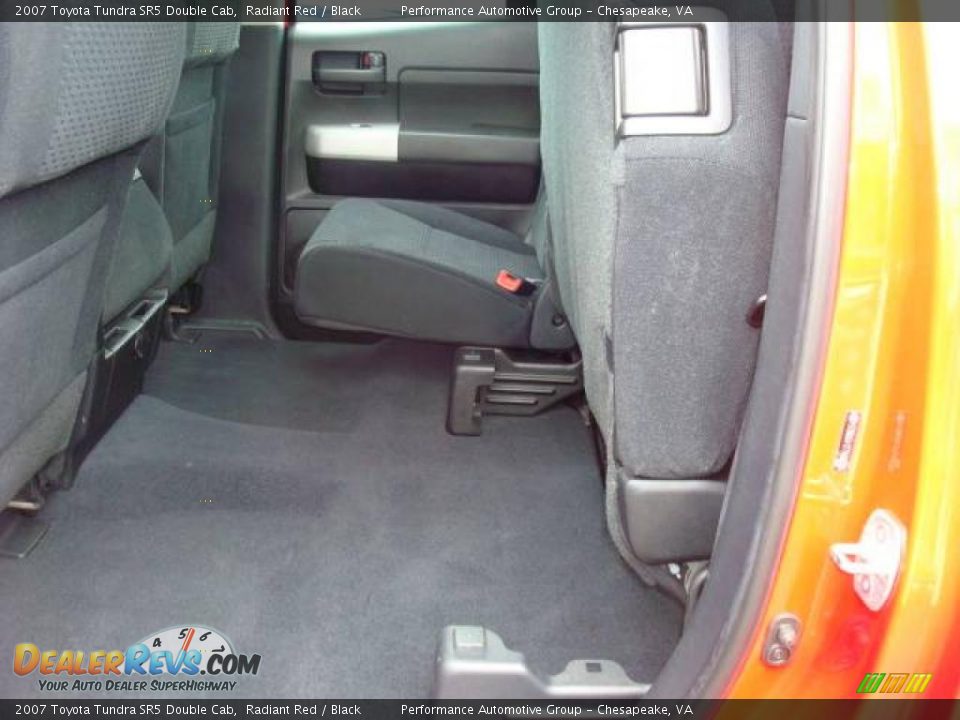 2007 Toyota Tundra SR5 Double Cab Radiant Red / Black Photo #12
