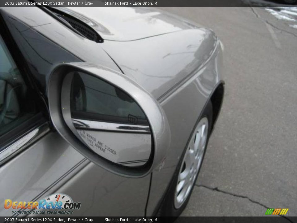 2003 Saturn L Series L200 Sedan Pewter / Gray Photo #17