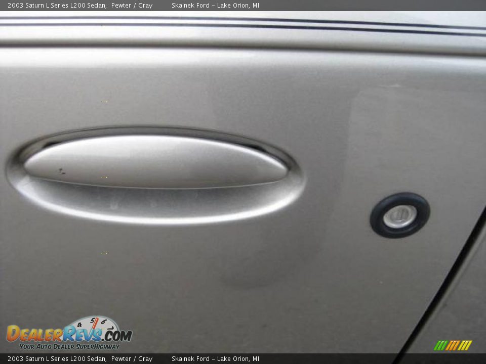 2003 Saturn L Series L200 Sedan Pewter / Gray Photo #20