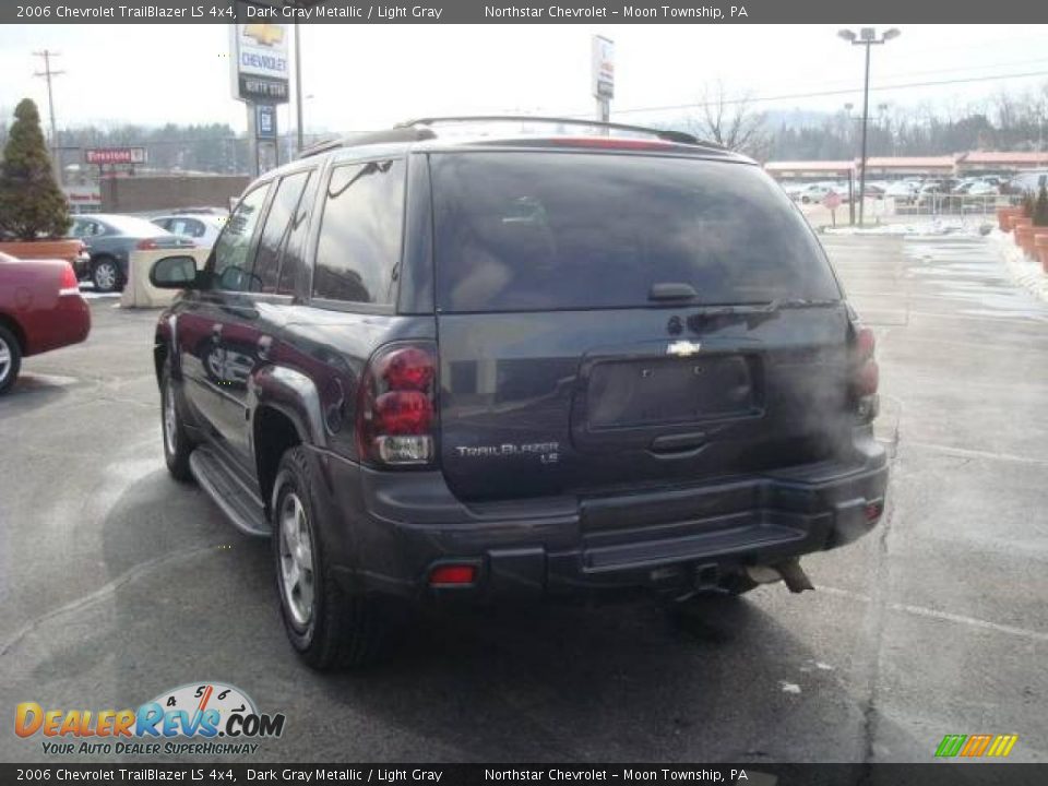 2006 Chevrolet TrailBlazer LS 4x4 Dark Gray Metallic / Light Gray Photo #5