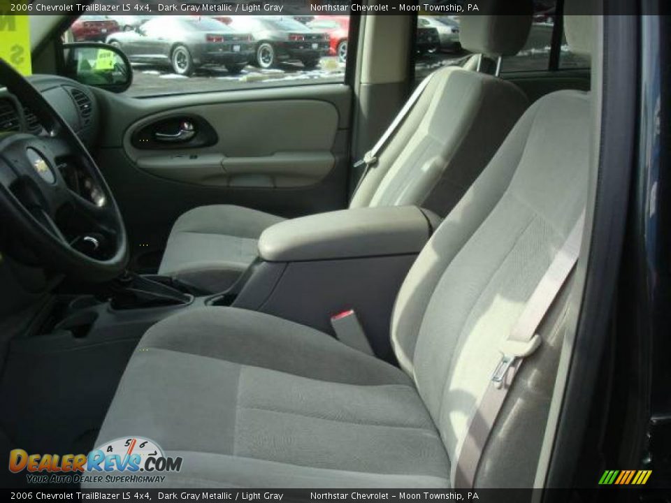 2006 Chevrolet TrailBlazer LS 4x4 Dark Gray Metallic / Light Gray Photo #10