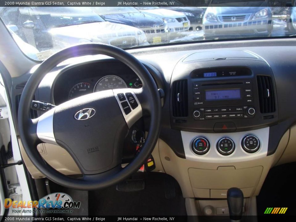 2008 Hyundai Elantra GLS Sedan Captiva White / Beige Photo #18