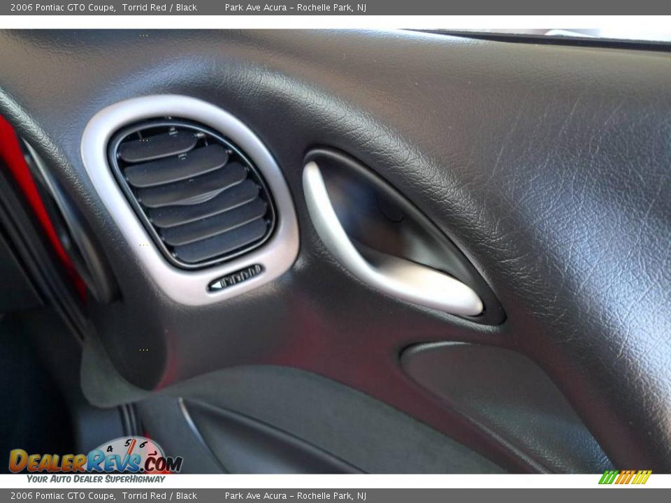 2006 Pontiac GTO Coupe Torrid Red / Black Photo #31