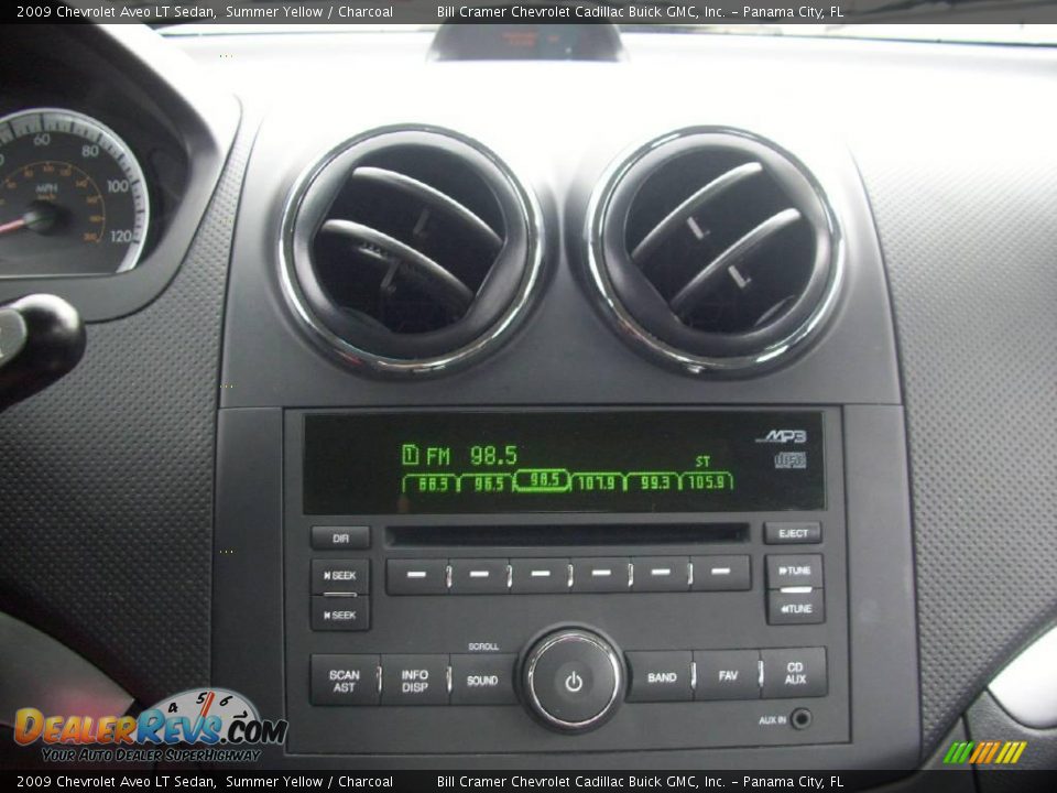 2009 Chevrolet Aveo LT Sedan Summer Yellow / Charcoal Photo #6