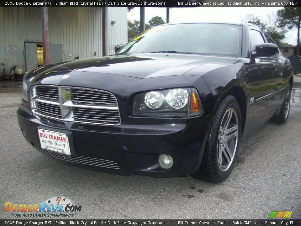 2006 Dodge Charger R/T Brilliant Black Crystal Pearl / Dark Slate Gray/Light Graystone Photo #2