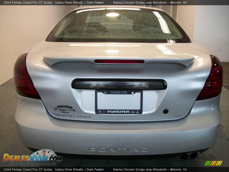 2004 Pontiac Grand Prix GT Sedan Galaxy Silver Metallic / Dark Pewter Photo #3