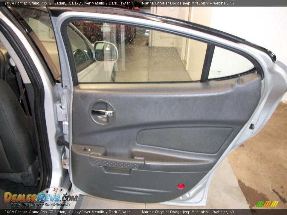 2004 Pontiac Grand Prix GT Sedan Galaxy Silver Metallic / Dark Pewter Photo #13