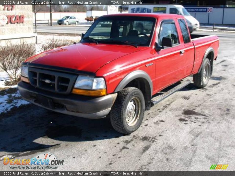 2000 Ford Ranger XL SuperCab 4x4 Bright Red / Medium Graphite Photo #2