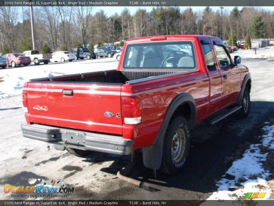 2000 Ford Ranger XL SuperCab 4x4 Bright Red / Medium Graphite Photo #4