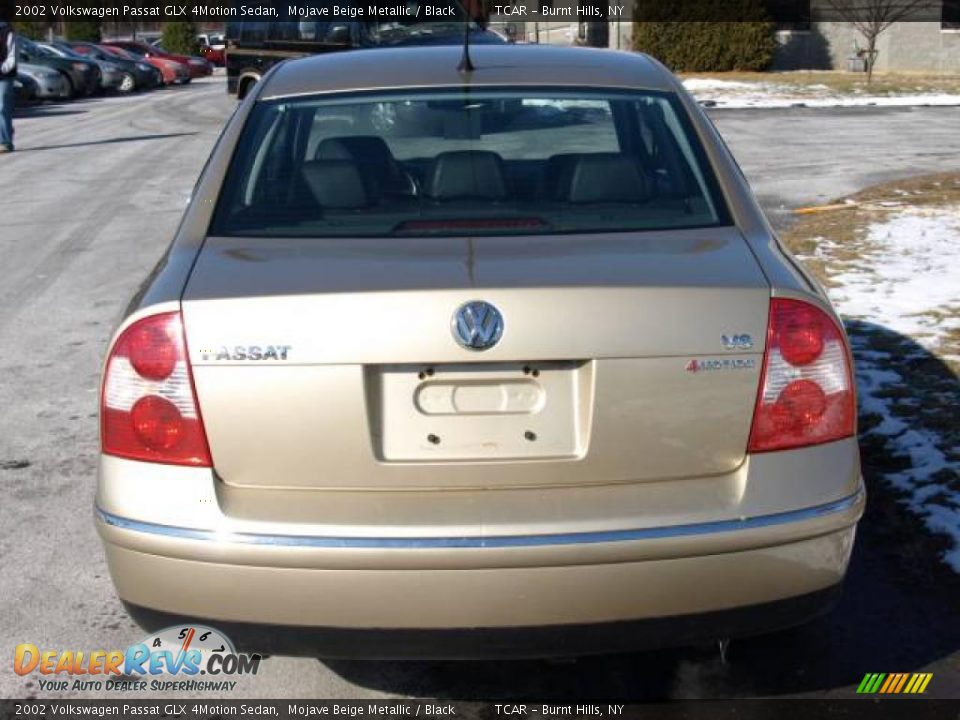 2002 Volkswagen Passat GLX 4Motion Sedan Mojave Beige Metallic / Black Photo #5