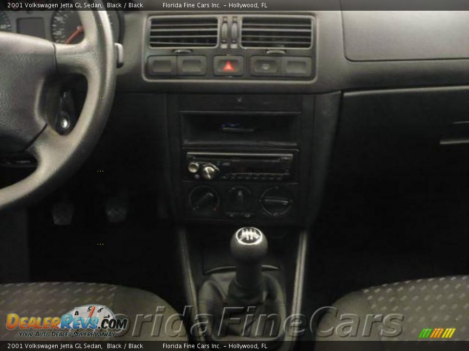 2001 Volkswagen Jetta GL Sedan Black / Black Photo #15