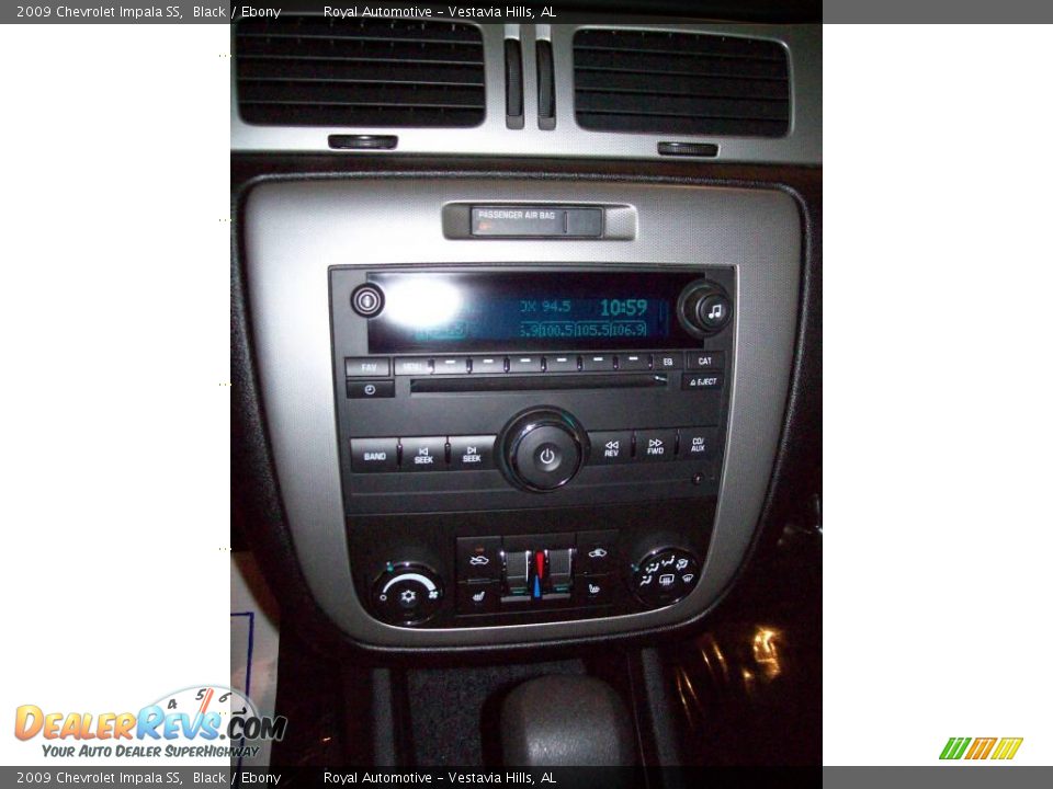2009 Chevrolet Impala SS Black / Ebony Photo #17