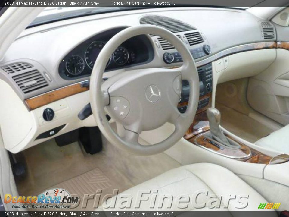 2003 Mercedes-Benz E 320 Sedan Black / Ash Grey Photo #12