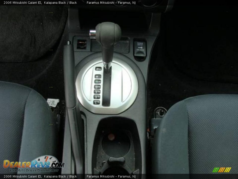 2006 Mitsubishi Galant ES Kalapana Black / Black Photo #14
