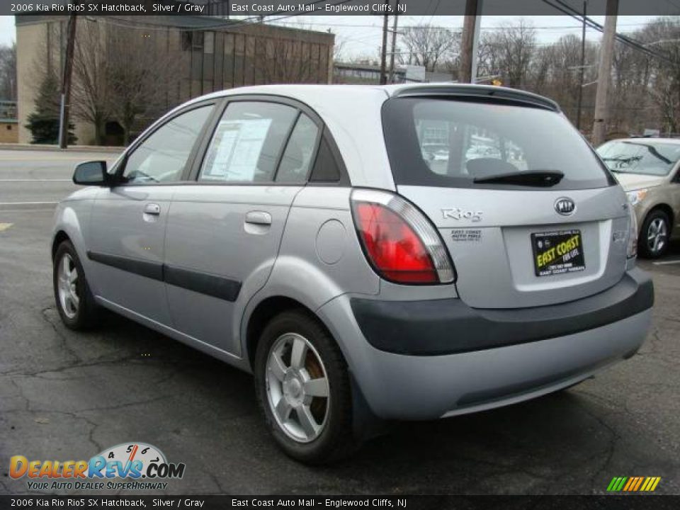 2006 Kia Rio Rio5 SX Hatchback Silver / Gray Photo #5
