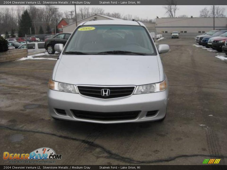 2004 Chevrolet Venture LS Silverstone Metallic / Medium Gray Photo #4
