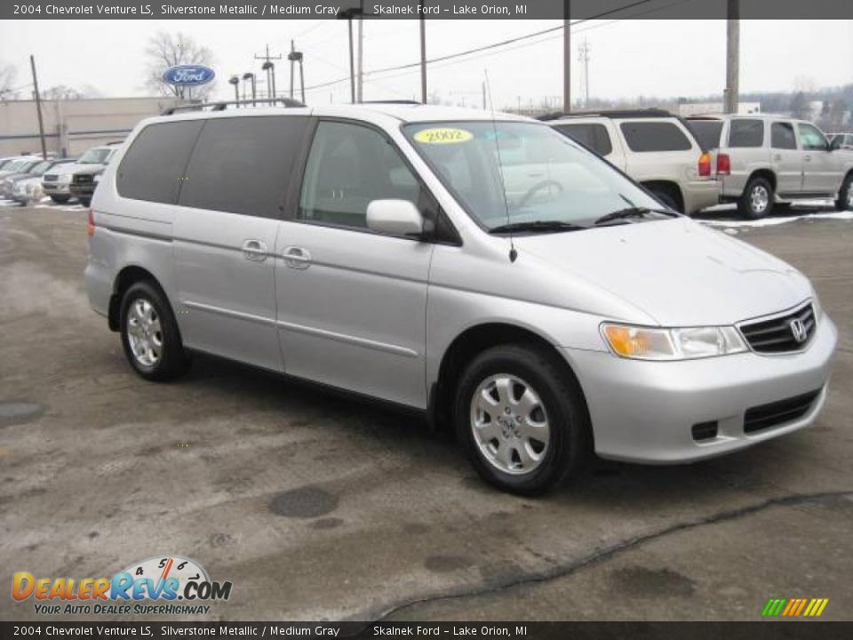 2004 Chevrolet Venture LS Silverstone Metallic / Medium Gray Photo #6