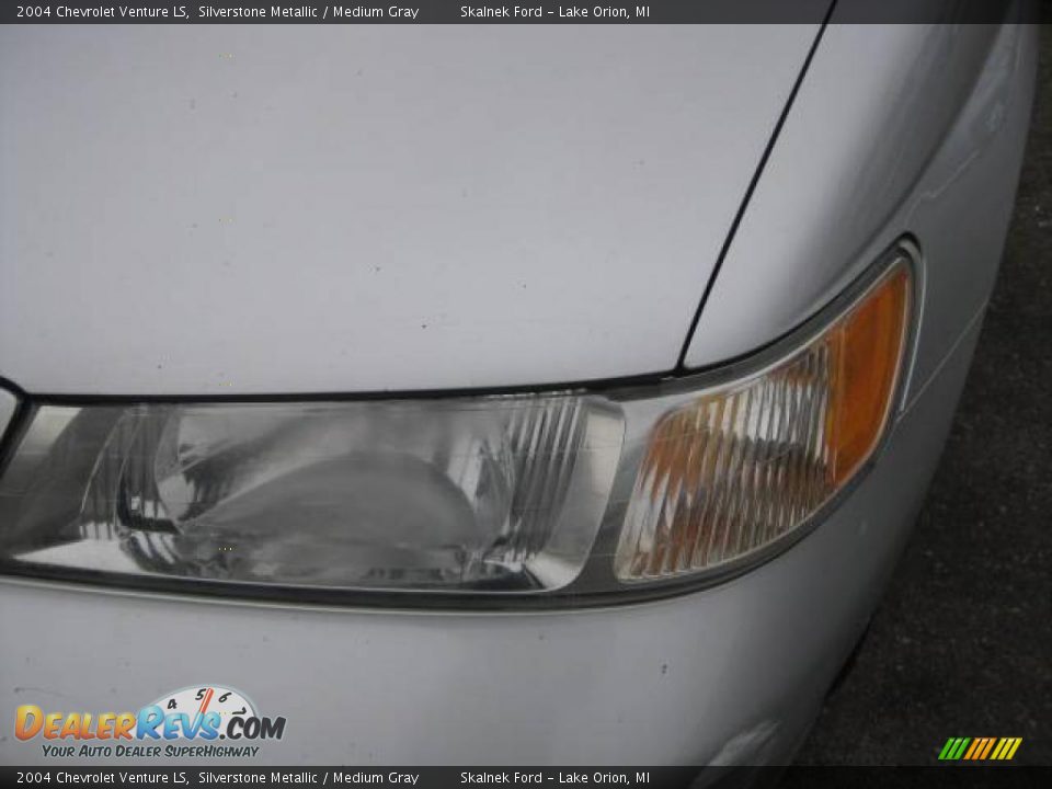 2004 Chevrolet Venture LS Silverstone Metallic / Medium Gray Photo #22