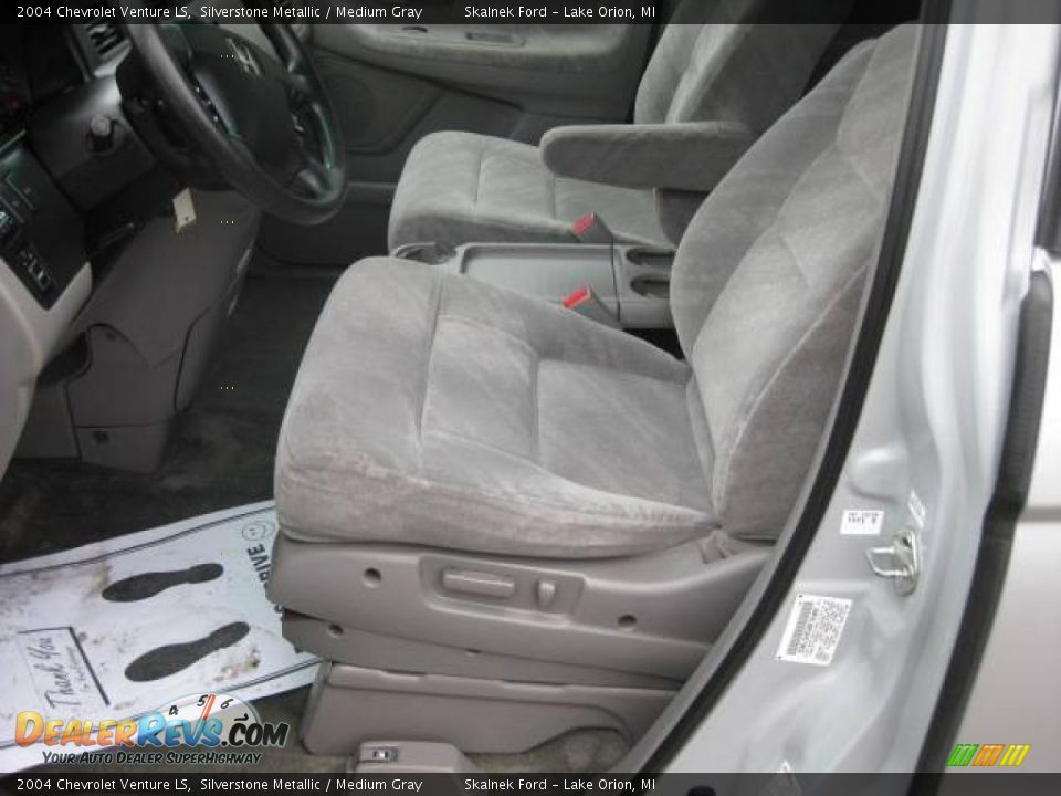 2004 Chevrolet Venture LS Silverstone Metallic / Medium Gray Photo #24