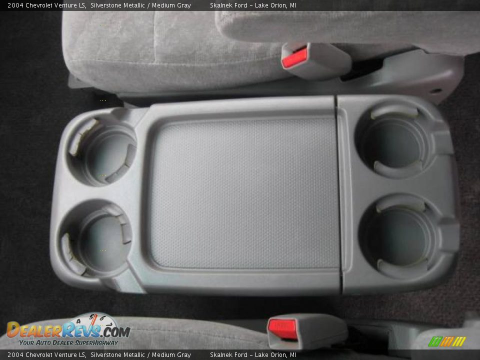 2004 Chevrolet Venture LS Silverstone Metallic / Medium Gray Photo #36