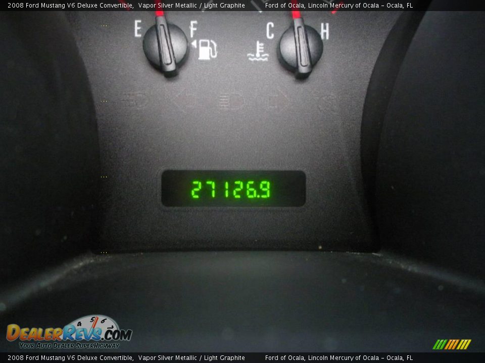 2008 Ford Mustang V6 Deluxe Convertible Vapor Silver Metallic / Light Graphite Photo #25