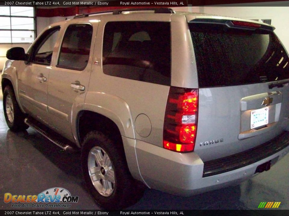 2007 Chevrolet Tahoe LTZ 4x4 Gold Mist Metallic / Ebony Photo #4