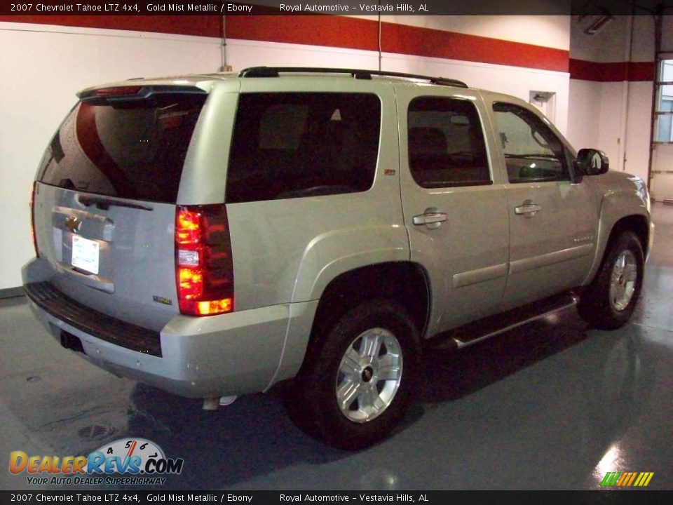 2007 Chevrolet Tahoe LTZ 4x4 Gold Mist Metallic / Ebony Photo #6