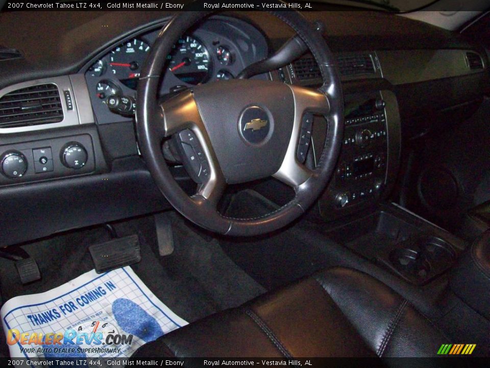 2007 Chevrolet Tahoe LTZ 4x4 Gold Mist Metallic / Ebony Photo #12