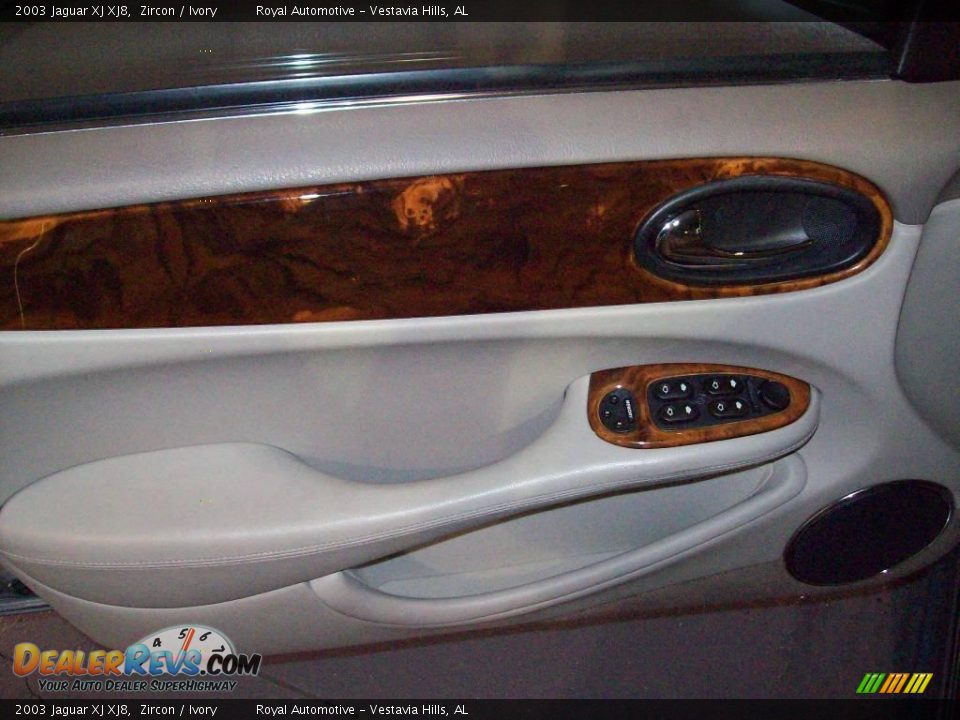2003 Jaguar XJ XJ8 Zircon / Ivory Photo #12