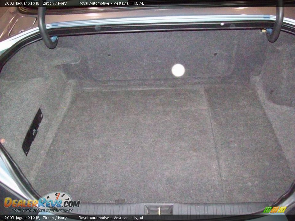2003 Jaguar XJ XJ8 Zircon / Ivory Photo #21