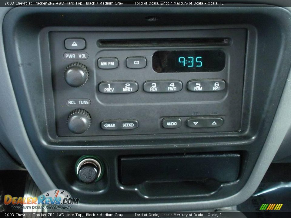 2003 Chevrolet Tracker ZR2 4WD Hard Top Black / Medium Gray Photo #24