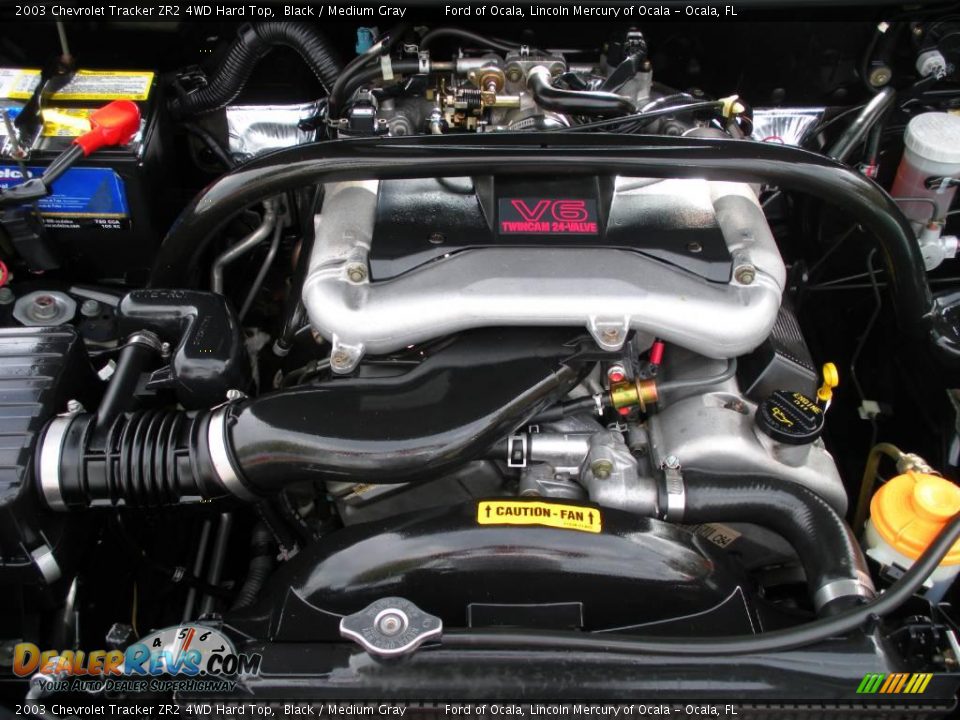 2003 Chevrolet Tracker ZR2 4WD Hard Top Black / Medium Gray Photo #28