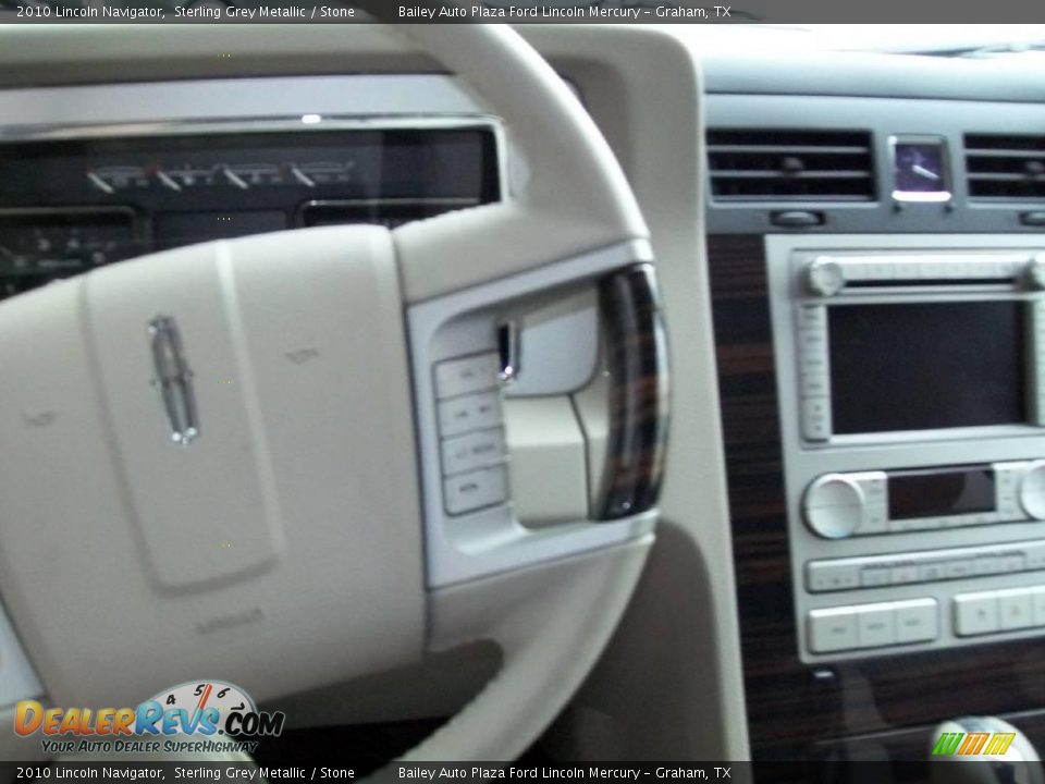 2010 Lincoln Navigator Sterling Grey Metallic / Stone Photo #3