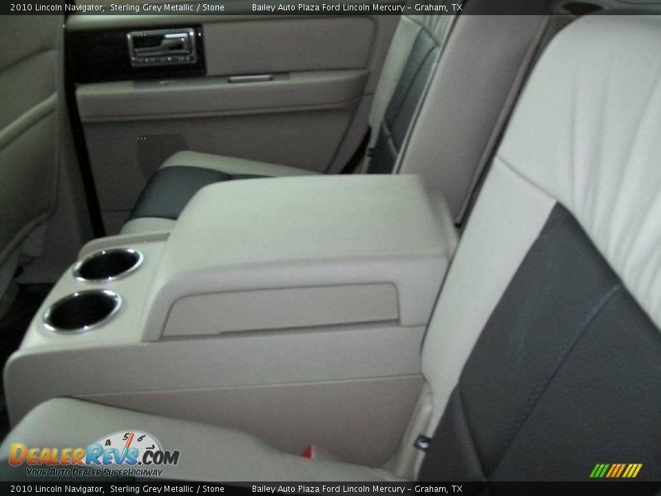 2010 Lincoln Navigator Sterling Grey Metallic / Stone Photo #5