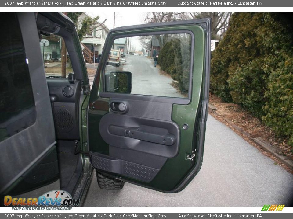2007 Jeep Wrangler Sahara 4x4 Jeep Green Metallic / Dark Slate Gray/Medium Slate Gray Photo #15