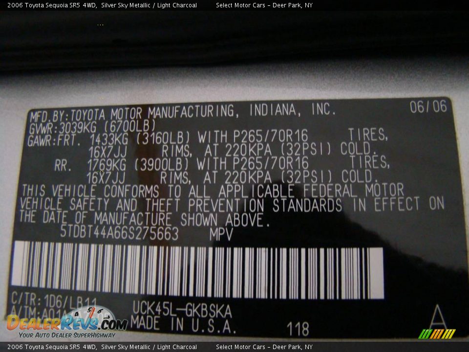 2006 Toyota Sequoia SR5 4WD Silver Sky Metallic / Light Charcoal Photo #16
