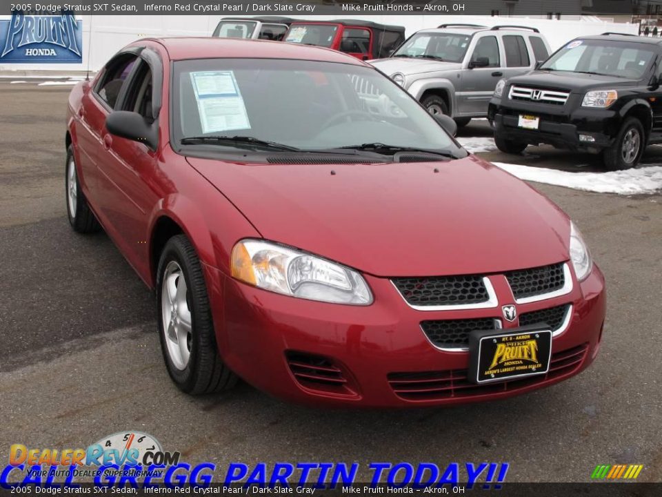 2005 Dodge Stratus SXT Sedan Inferno Red Crystal Pearl / Dark Slate Gray Photo #5