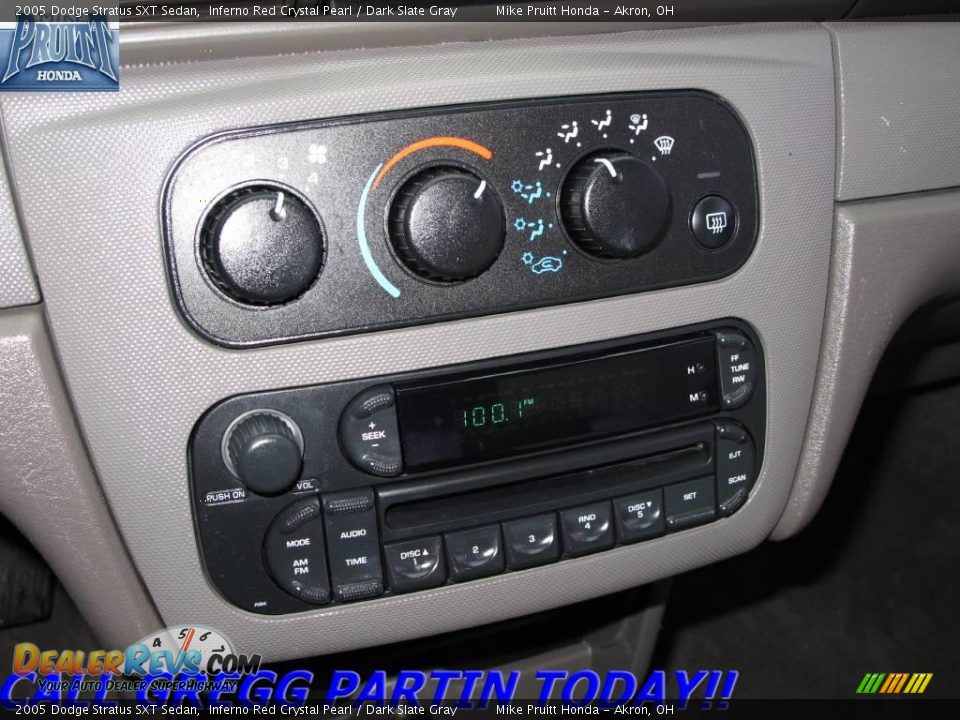 2005 Dodge Stratus SXT Sedan Inferno Red Crystal Pearl / Dark Slate Gray Photo #20
